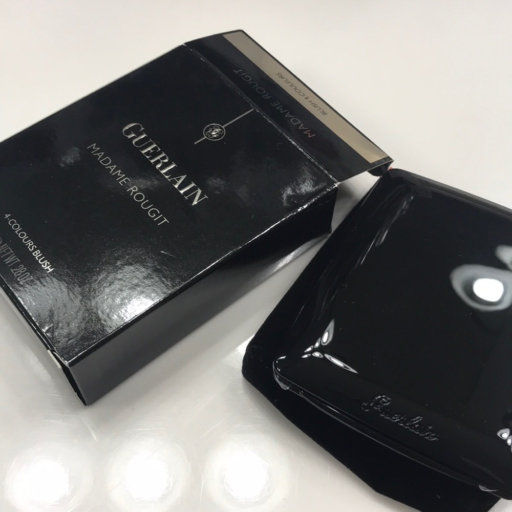 Guerlain Madame Rougit BNIB LE blush